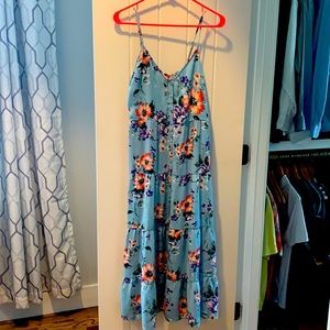 Beautiful mid length floral dress.